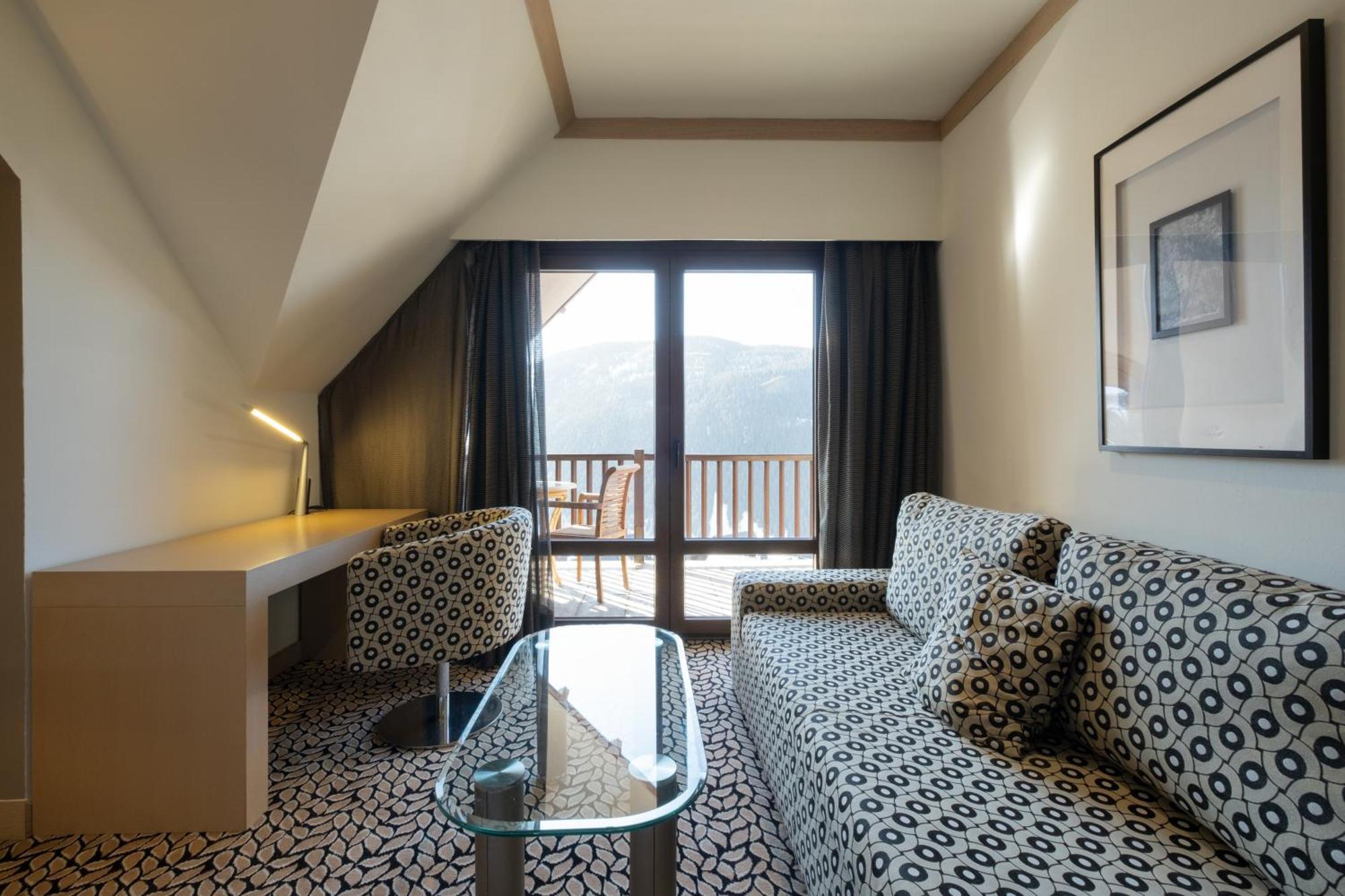 Eurostars Royal Tanau Hotel Baqueira Beret Exterior photo