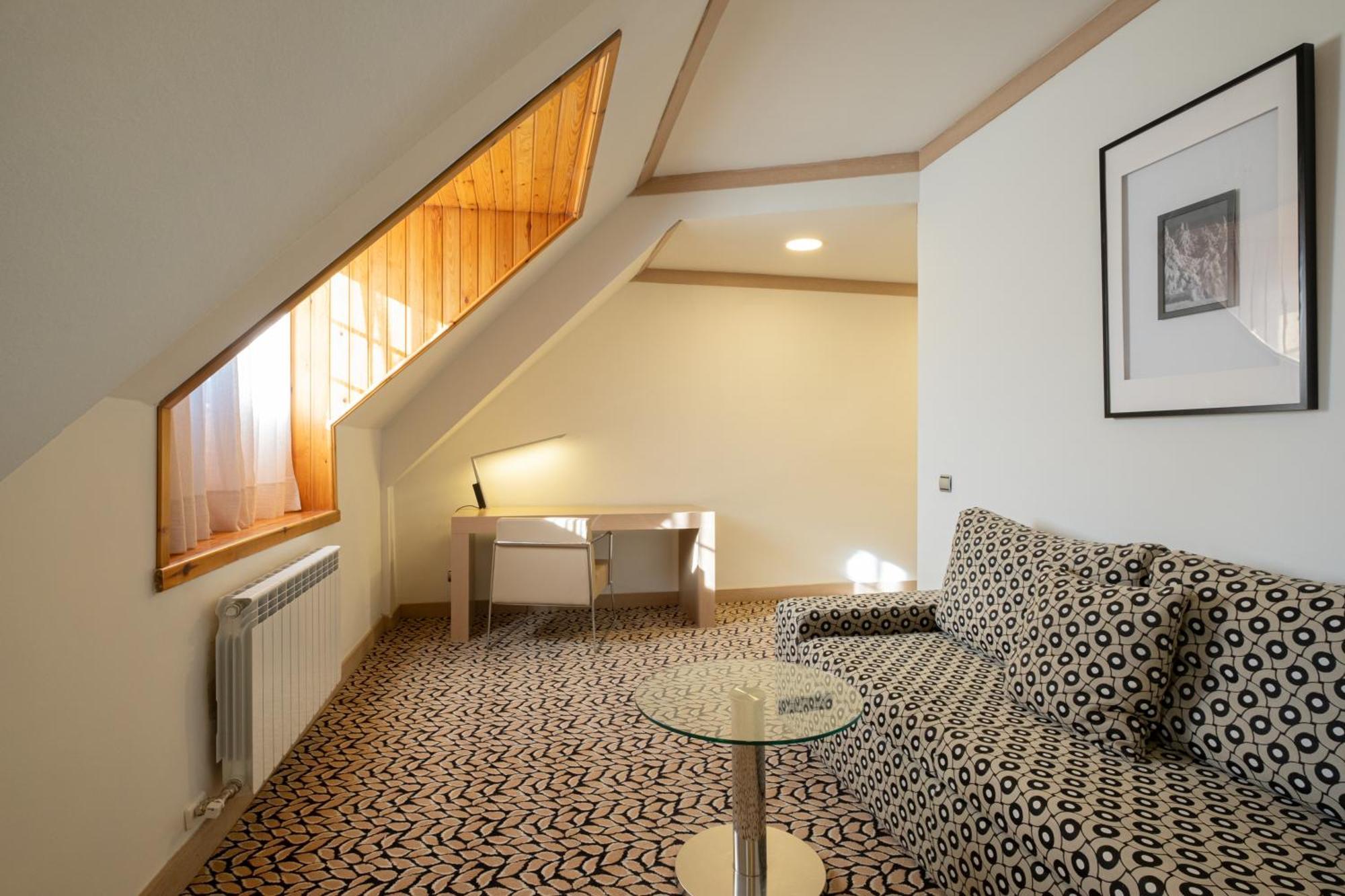 Eurostars Royal Tanau Hotel Baqueira Beret Exterior photo